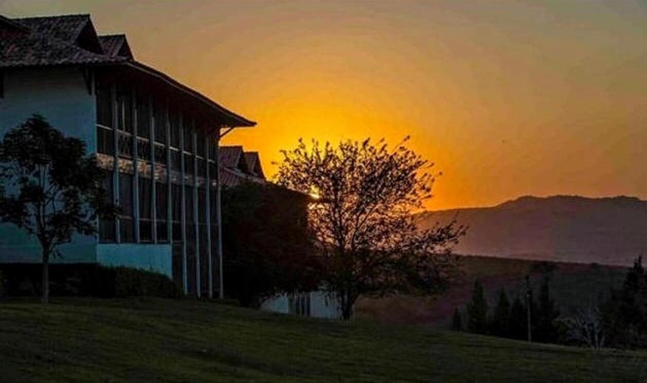Flat Monte Castelo Gravatá Aparthotel Exterior foto